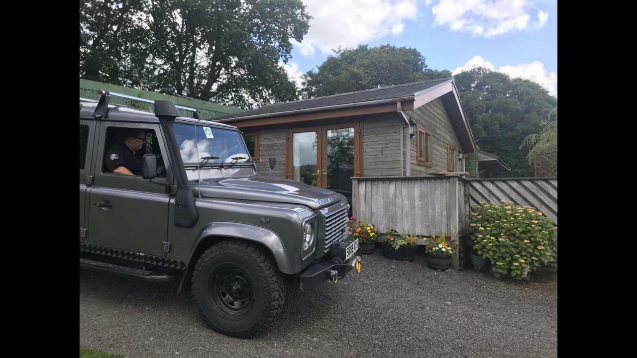 Swansea Log Cabin Pontardawe Экстерьер фото